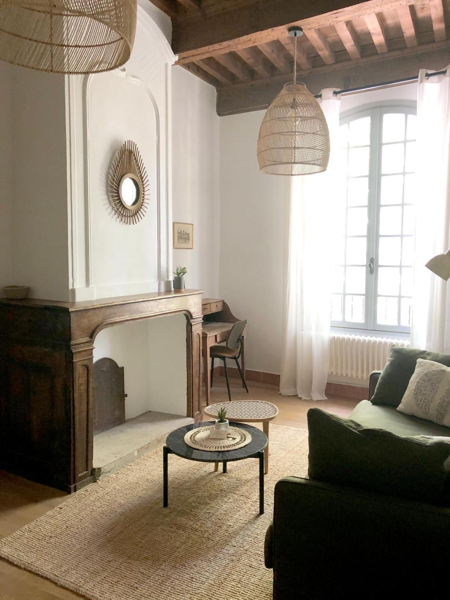 La Boheme Place Aux Herbes 于泽斯 外观 照片